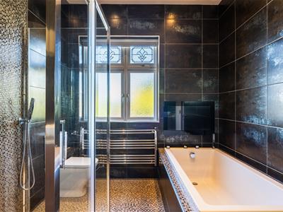 Jack-and-Jill Bathroom